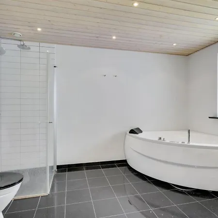 Elline - 450m From The Sea In Sealand By Interhome